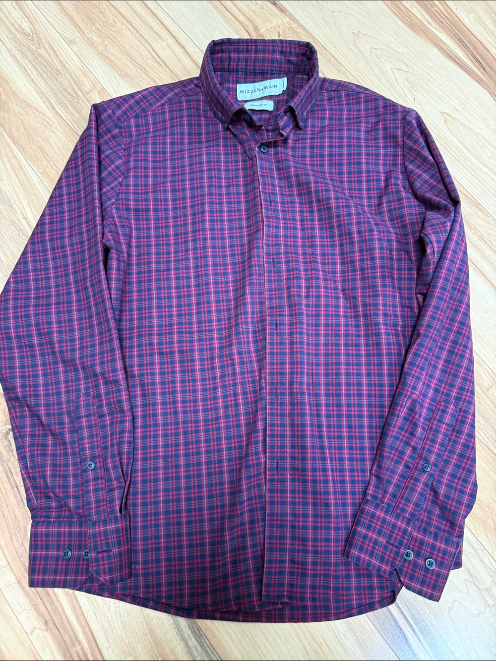 Mizzen+Main Men's Burgundy and Navy Plaid Button-Down Shirt